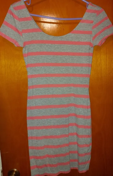 TAG XS - Picture 2 of 3